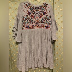 Umgee Embroidered Detail Dress Size Medium